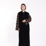 Velvet Brown Detail Sleeve Abaya - Image 4