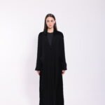 Crepe Black Velvet Detail Abaya - Image 3