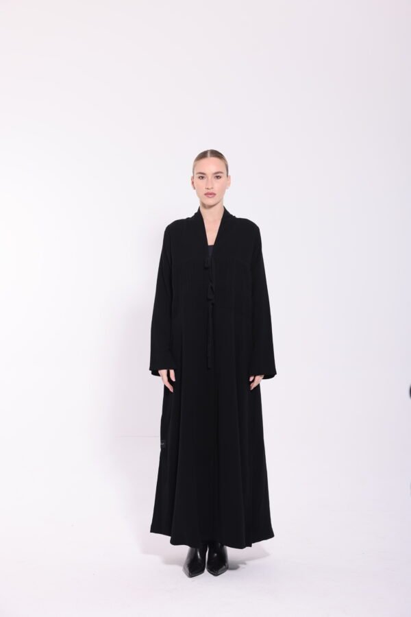 Crepe Black Tie Detail Abaya