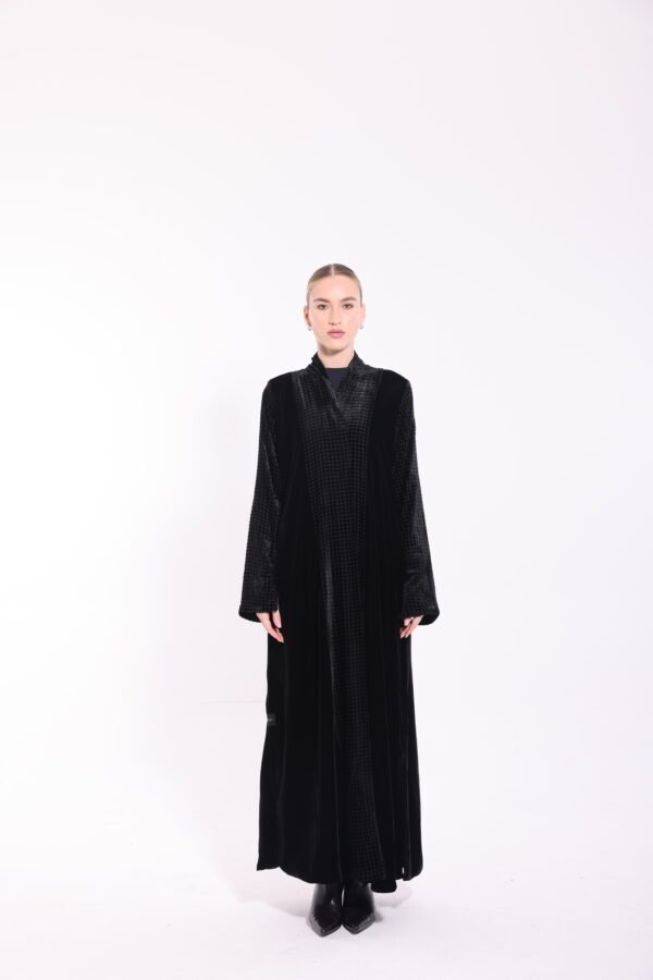 Velvet Black Dotted Detail Abaya