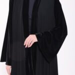 Velvet Black Pleated Abaya - Image 3